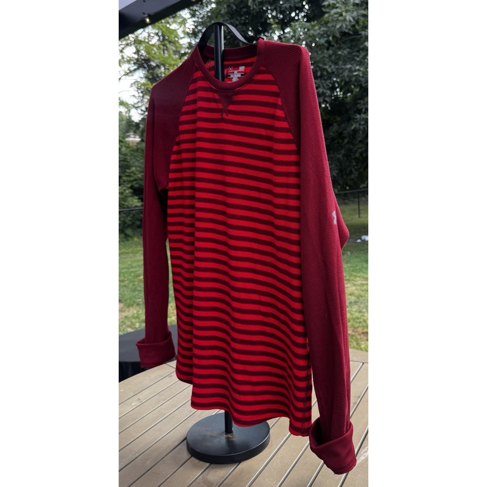 Under Armour Men's LG Loose Fit Red Black Striped Long Sleeve Shirt Pullover
